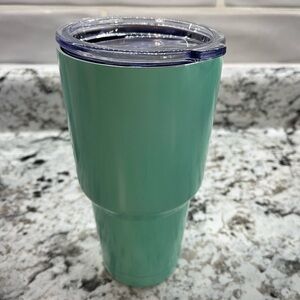 Mint Green Yeti Tumbler with Lid